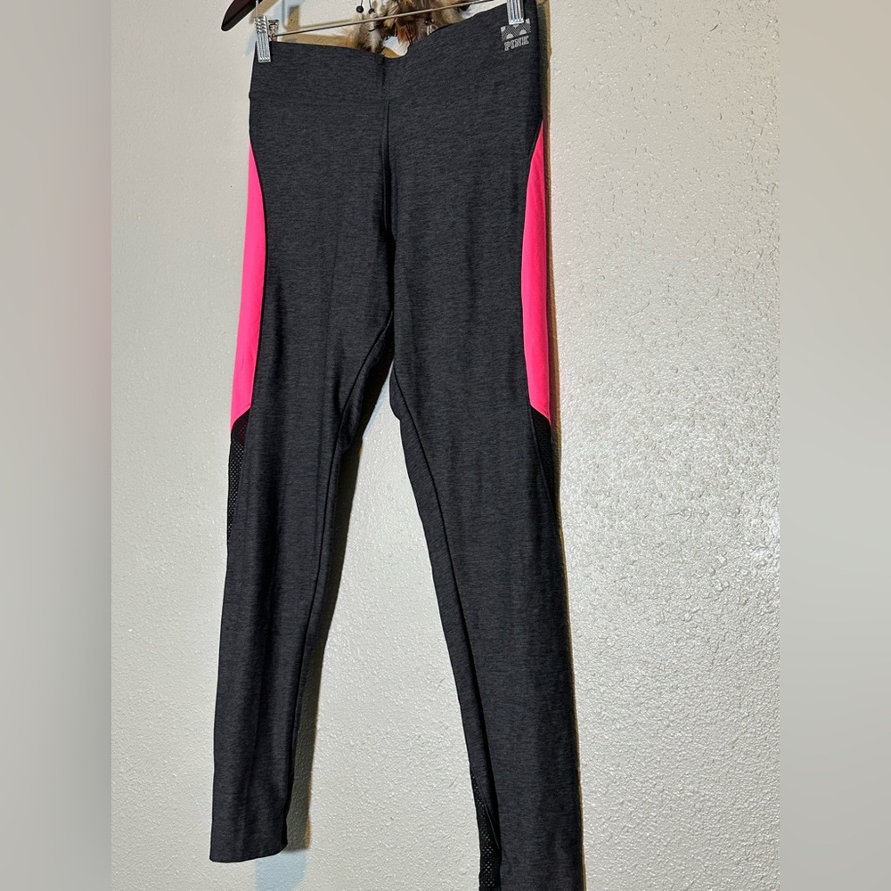 Victoria’s Secret Ultimate Hot Pink Black Mesh High-Waist Yoga Leggings Size M - Picture 2 of 9